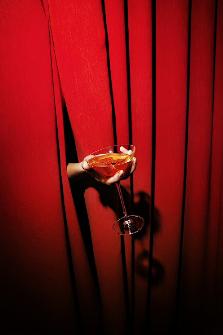 Our Editor is Sharing Her Favorite Cocktail Bars Around the World to Grab Drinks With Friends